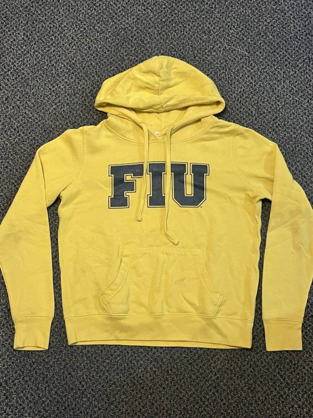 FIU (Florida International University) Pullover Hoodie –Men's Small –Gold/Yellow